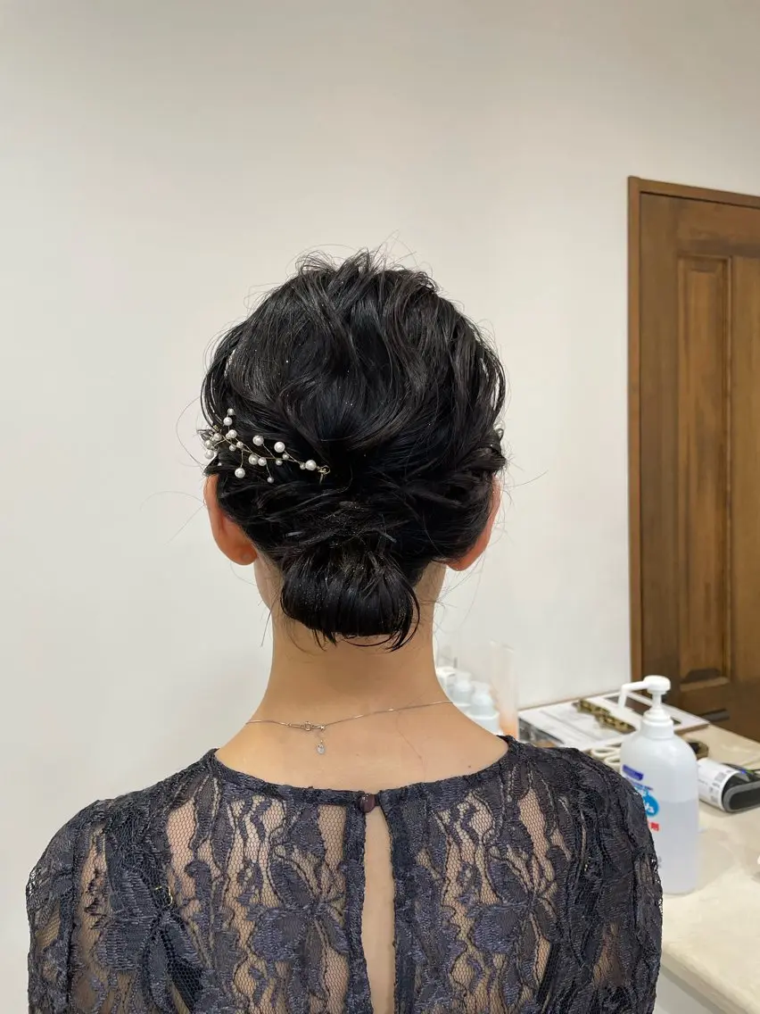 ミディアム ヘアアレンジ ボブ ヘアセット ZAZA Wakaの眉毛・アイブロウイメージ