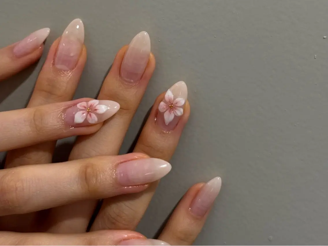 ネイル フレンチネイル マグネットネイル 持ち込み ニュアンスネイル ワンカラーネイル ハンドネイル LINEA.nail Kozueのネイルデザイン