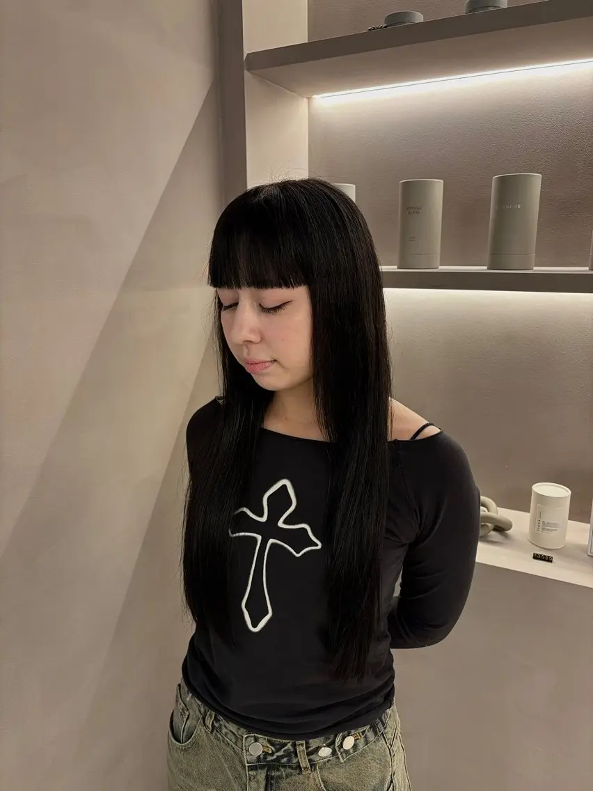 ロング ✂️地毛風ストレート 髪質改善枝松　凌✂️のヘアスタイル