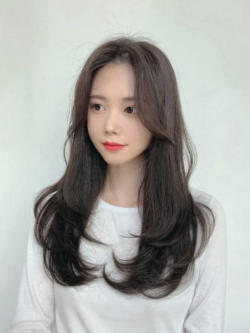ロング カット ヘアカラー トリートメント 髪質改善、縮毛矯正 Core梅田茶屋町店のヘアスタイル