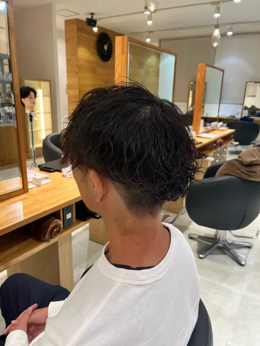 パーマ メンズ 新谷 瀬里菜のヘアスタイル