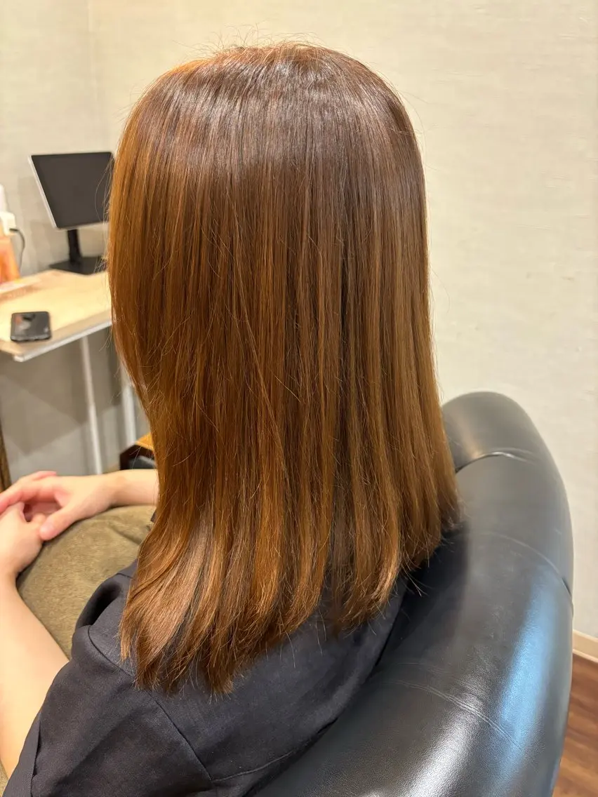 ミディアム Circus 石原愛里のヘアスタイル