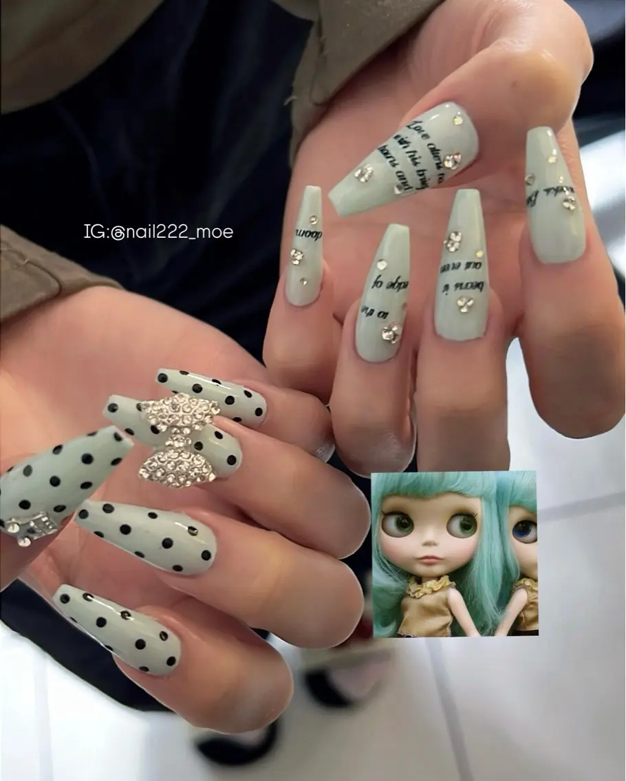 ネイル ハンドネイル ⟡.*222⋰˚☆ MöEのネイルデザイン