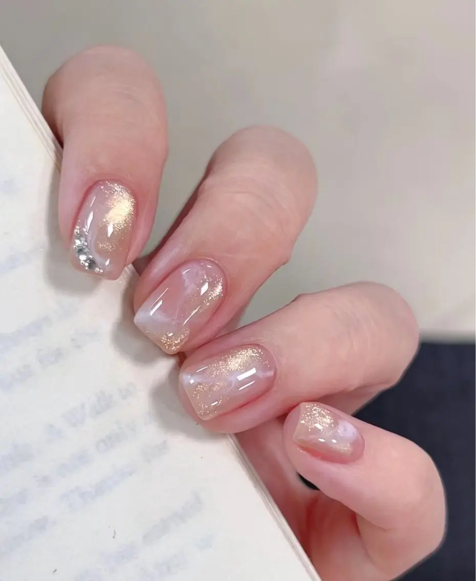 ネイル ニュアンスネイル ハンドネイル H&B せつかのネイルデザイン