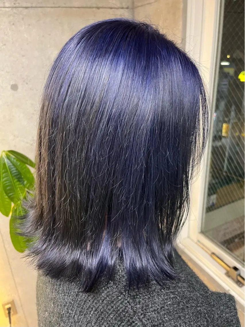 カラー ブリーチ ブルーカラー ミユウ🌼ブリーチ / ダブルカラーのヘアスタイル