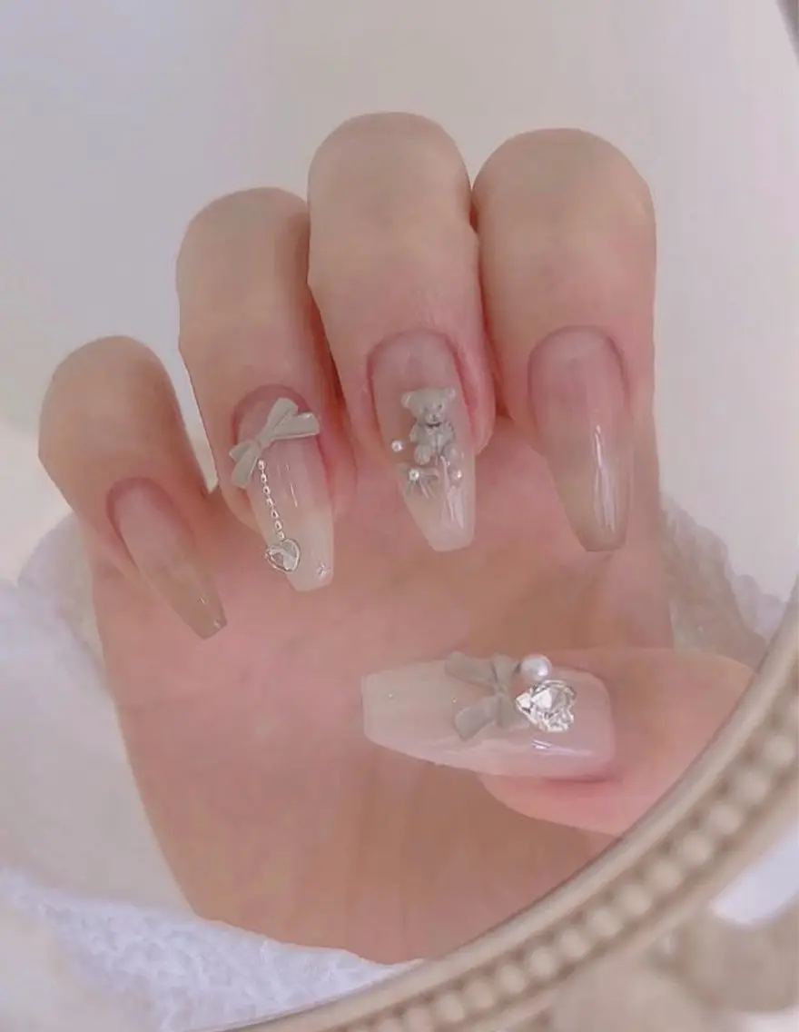 ネイル MOE🍒´- nailのネイルデザイン
