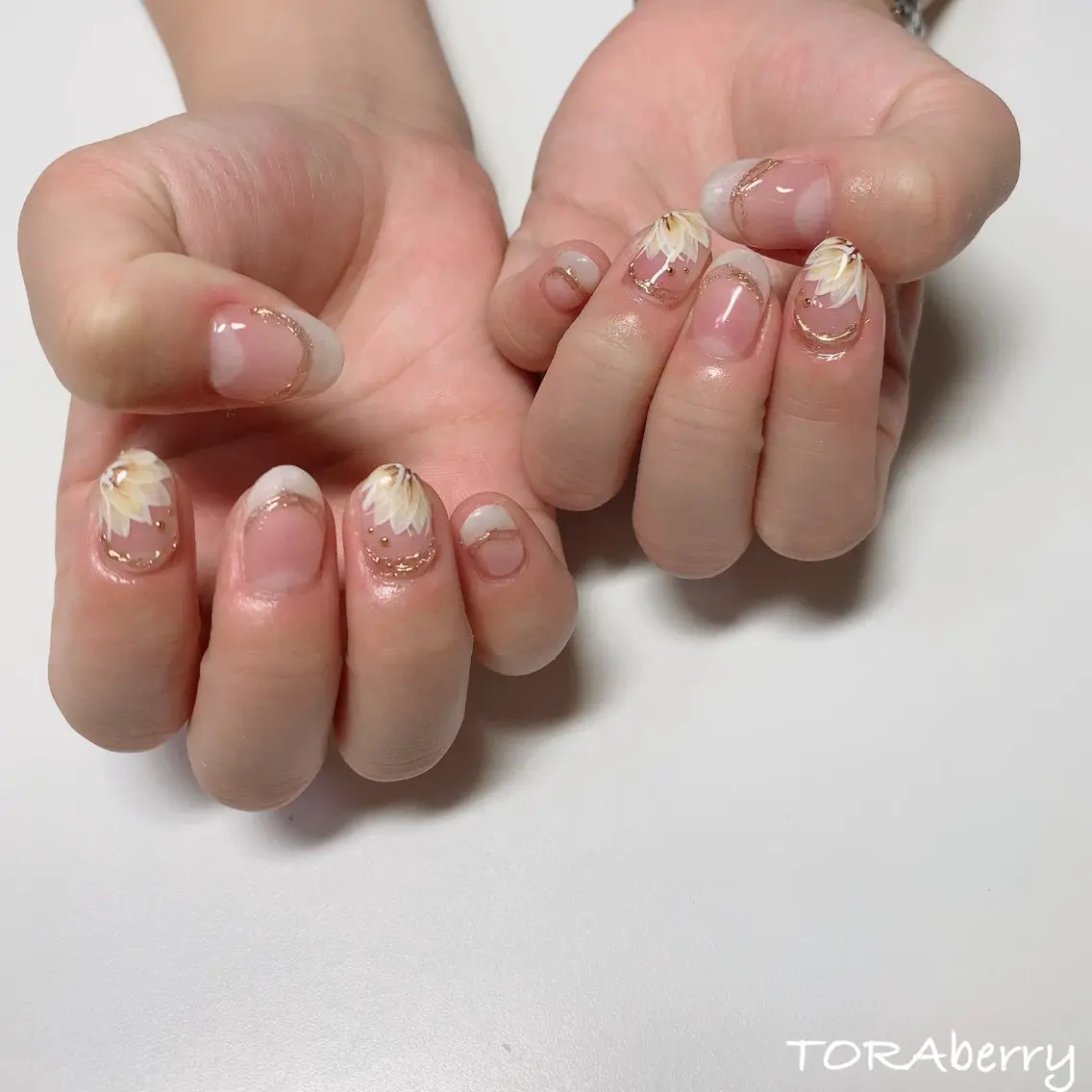 ネイル ハンドネイル ネイリスト なつみのネイルデザイン