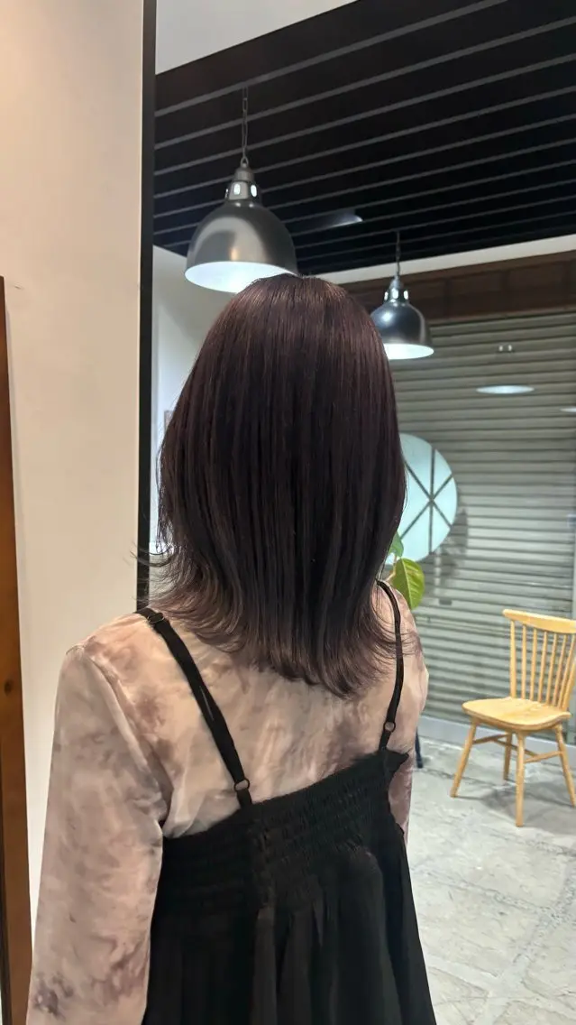 ミディアム カラー ブリーチ ラベンダーカラー ラベンダーグレー ひいろ パーマ/カットモデルのヘアスタイル