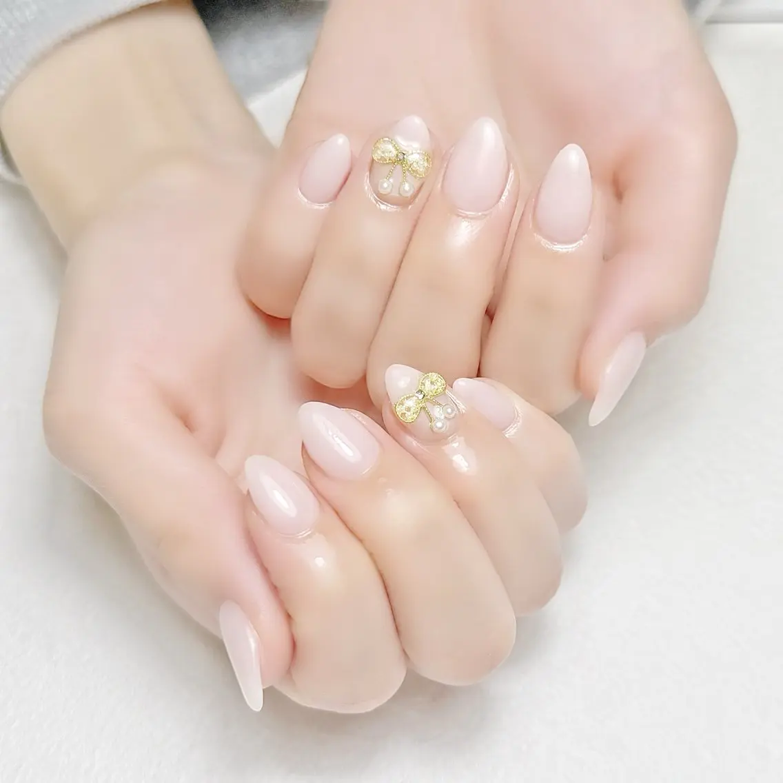 ネイル オフィスネイル ワンカラーネイル リボン 春ネイル rouse nail RISATOのネイルデザイン