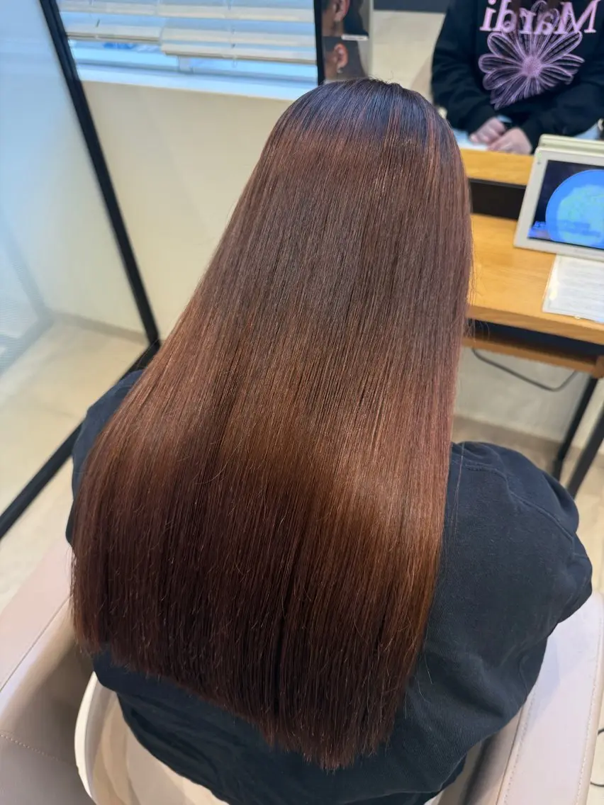 ロング 縮毛矯正 小川 菜那美のヘアスタイル