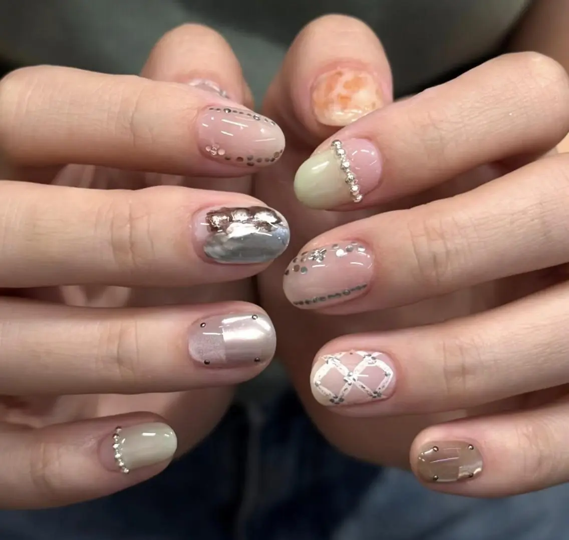 ネイル ハンドネイル 🎀 NaNa_nailのネイルデザイン