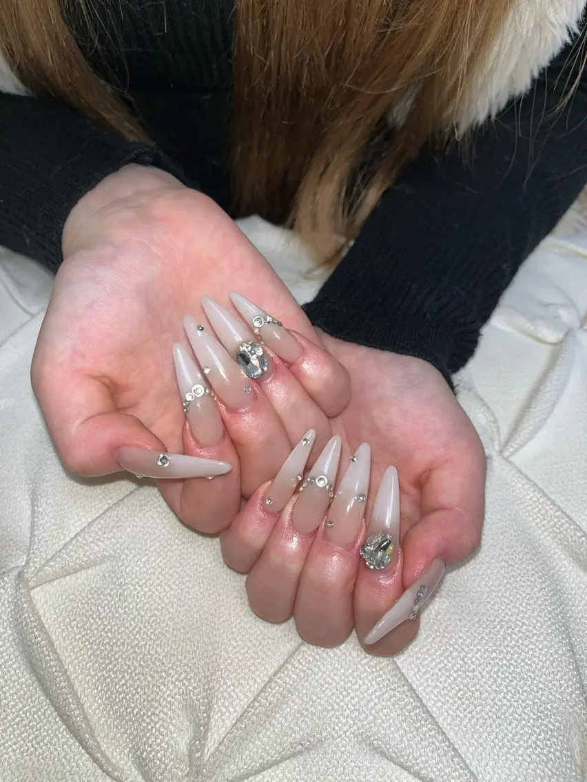ネイル ハンドネイル nail.salon .Reversalのネイルデザイン