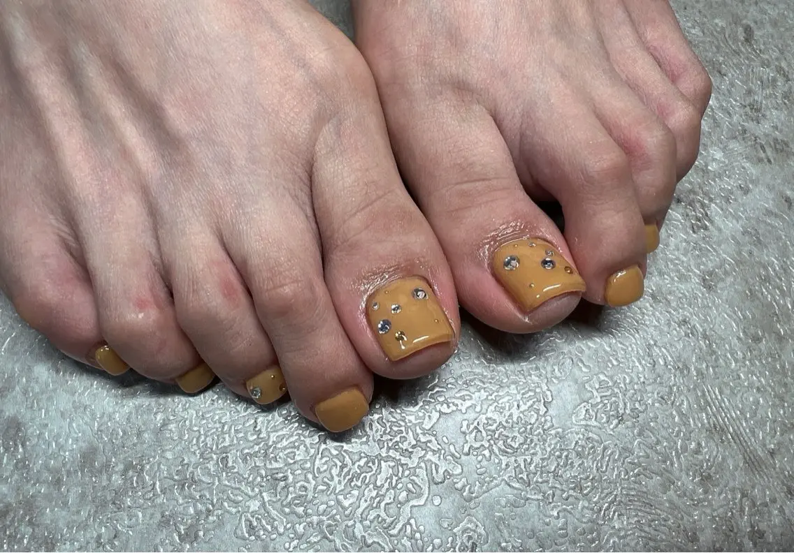 ネイル フットネイル Lavish nailのネイルデザイン