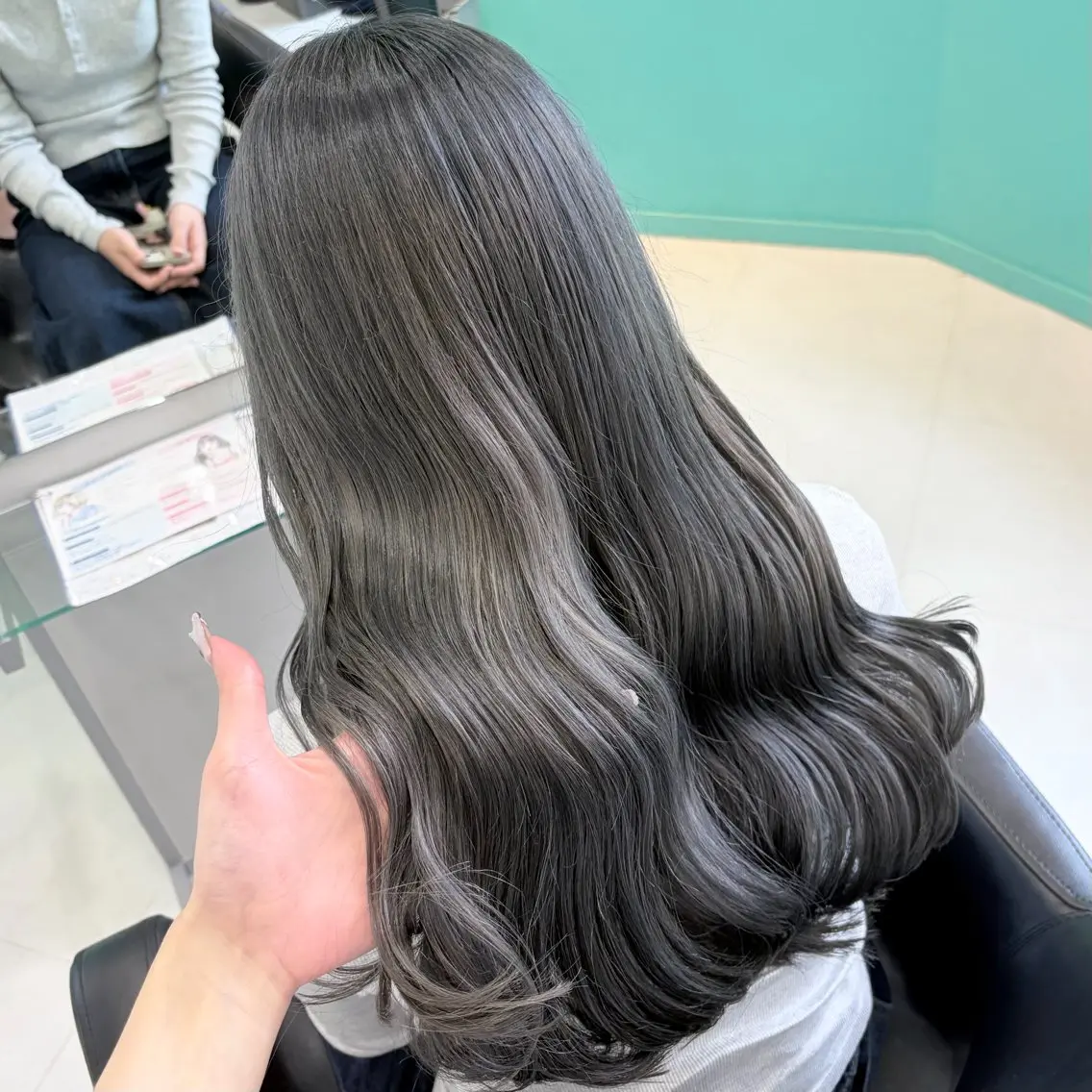 ロング カラー アッシュ アッシュグレー カット ヘアカラー デザインカラー/ ボブ/Natsukiのヘアスタイル