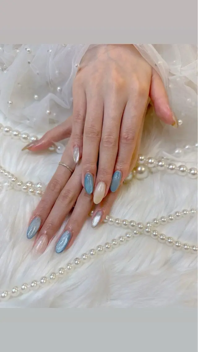 ネイル フレンチネイル ガラスフレンチ マグネットネイル マグネットフレンチ 夏ネイル Queeens nailのネイルデザイン