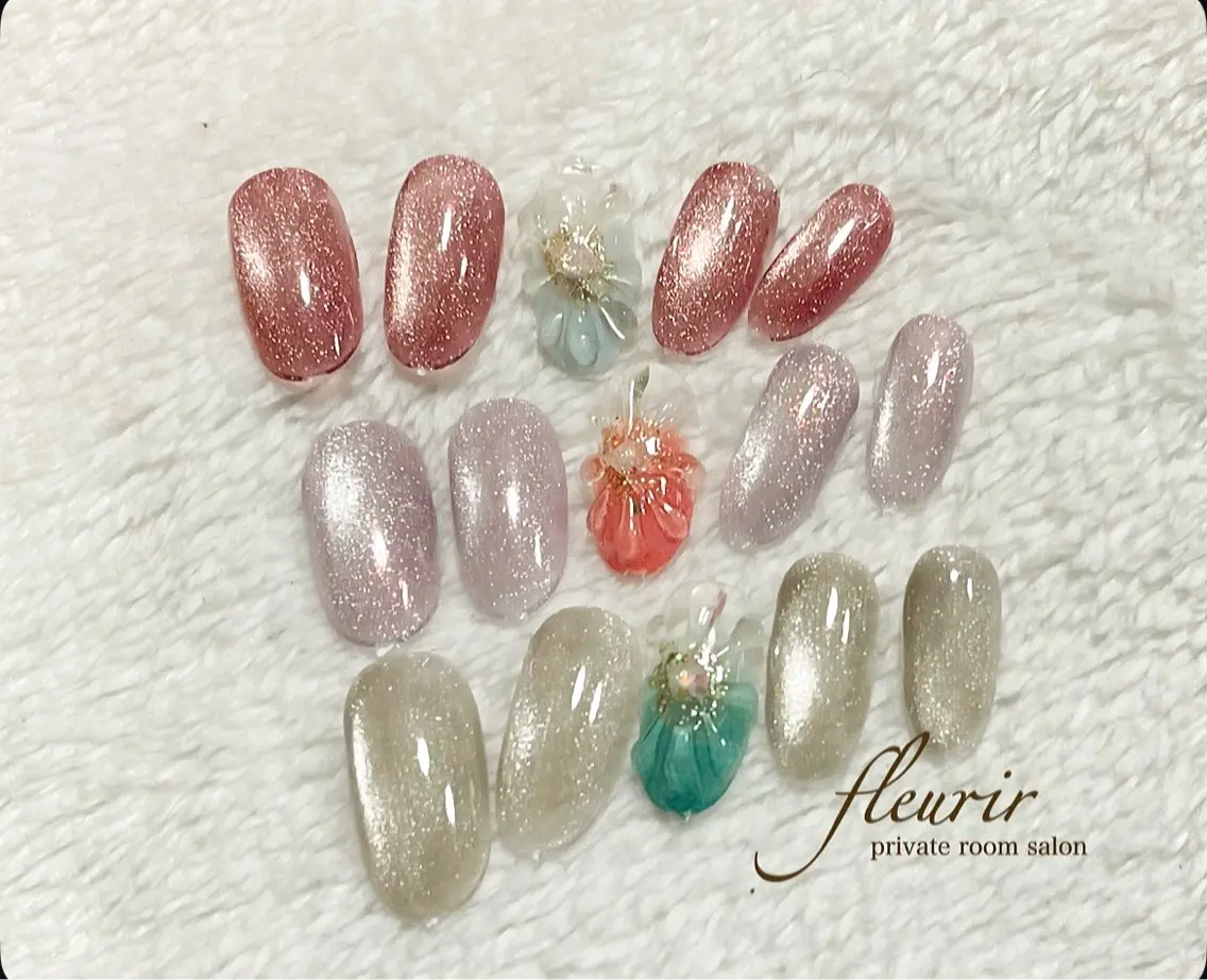 人気のぷっくりフラワー【透水花:オフ別途追加】    3種から選択。新色カラーのマグ花弁にはストーン+フラッシュラメの写真