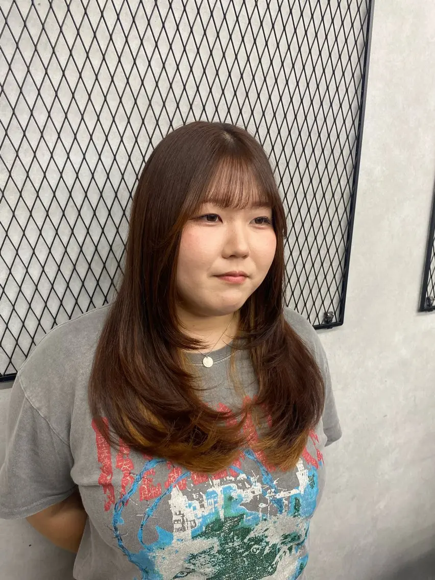 ロング ロングレイヤー ボブ レイヤーカット ロング 小顔カット カット ヘアカラー トリートメント 👑髪質改善/縮毛矯 正/フェード/森田のヘアスタイル