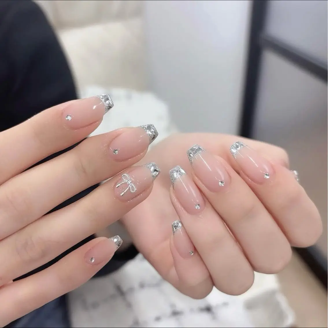 🔥 SNS人気N0.1 🔥 ガラスフレンチ+2個パーツの写真