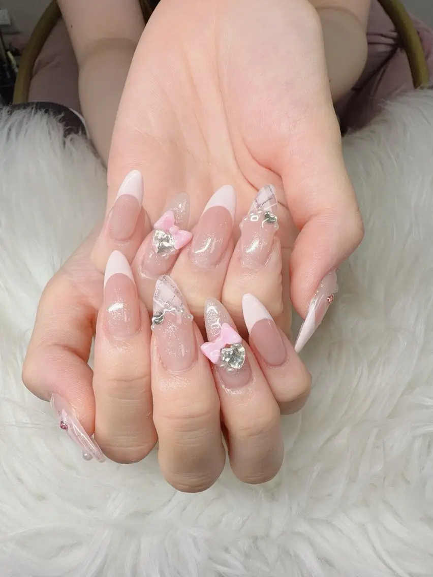 ネイル Lee Nailsのネイルデザイン