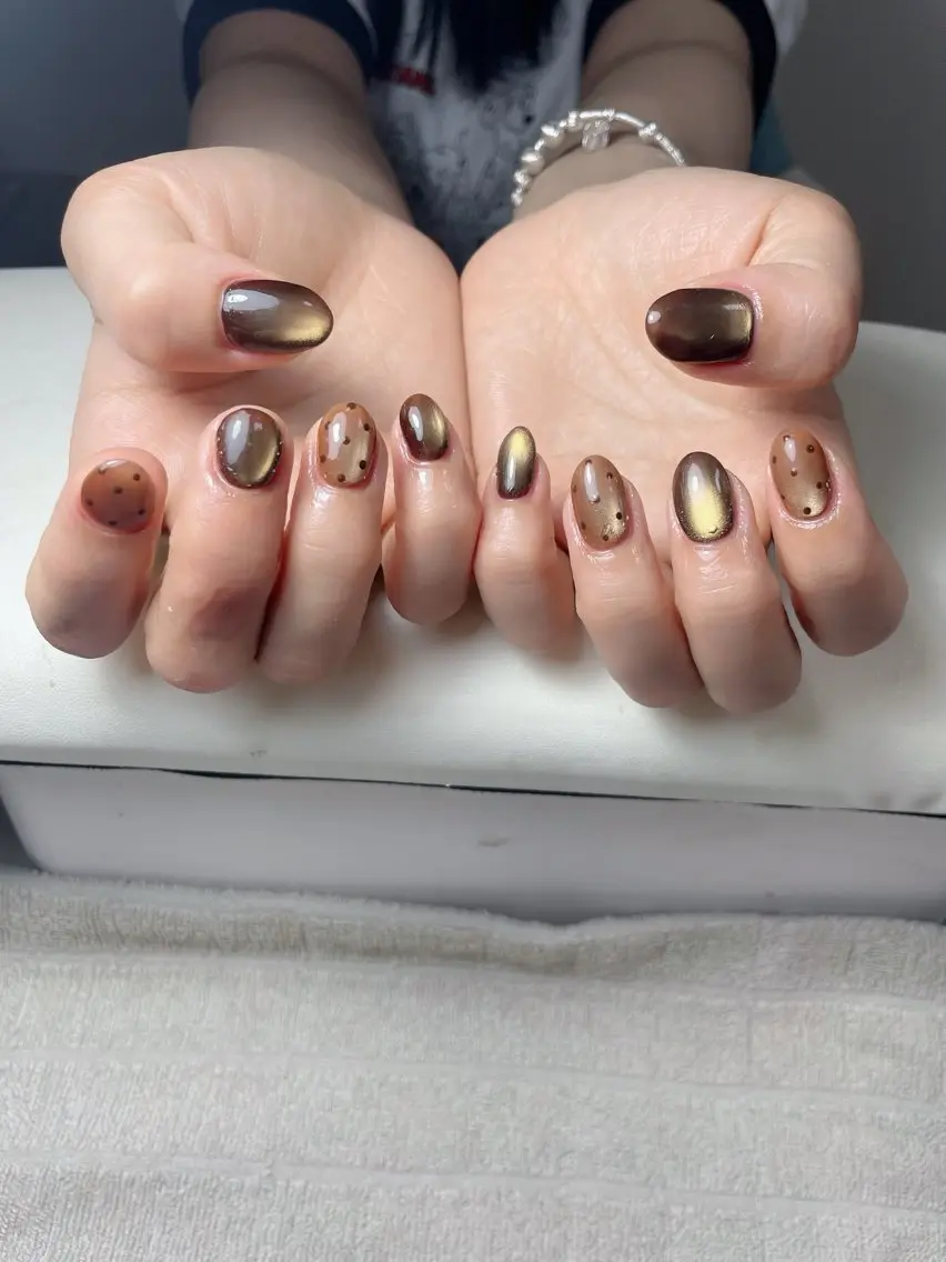 ネイル チークネイル フレンチネイル グラデーション 韓国ネイル マグネットネイル ハンドネイル Hana Nailのネイルデザイン