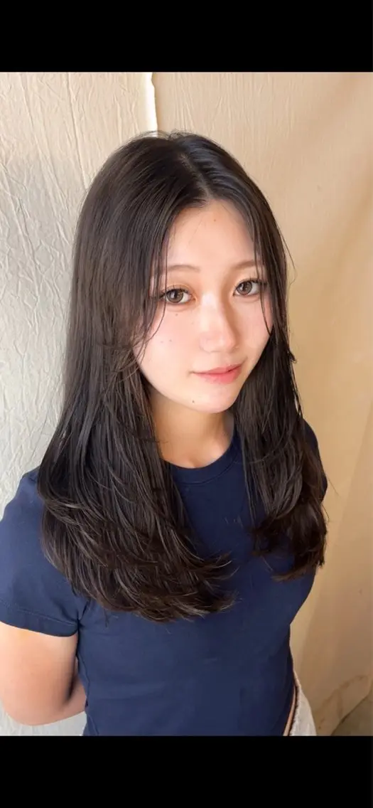 カラー ブラウンカラー カット ヘアカラー トリートメント ブリーチ/透明感ベー ジュ/ふじわら はゆのヘアスタイル