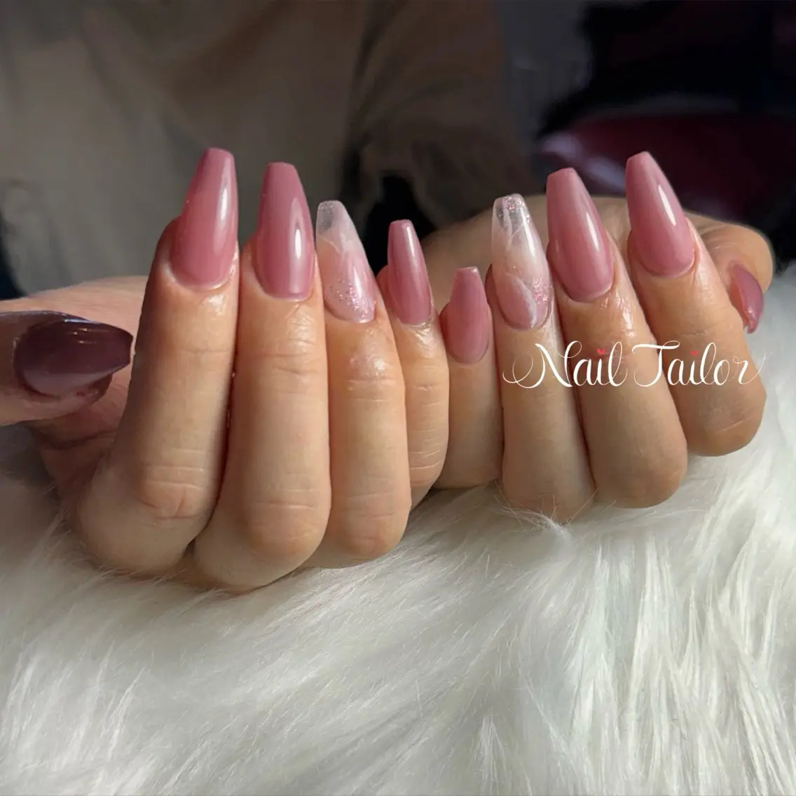 ネイル アートネイル クリアネイル 長さ出し キラキラネイル ロングネイル ハンドネイル NailTailor ネイルテイラーのネイルデザイン