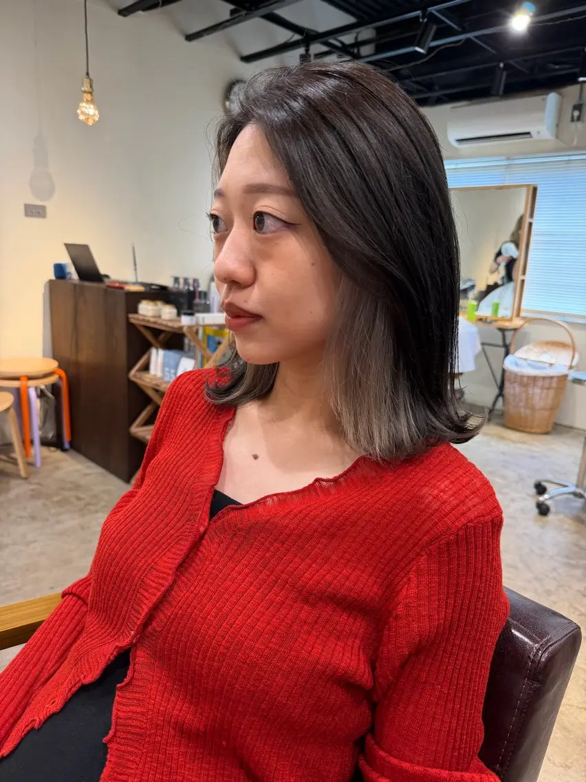 ミディアム カラー アッシュ ブリーチ ケアブリーチ 透明感カラー デザインカラー ヘアカラー トリートメント THE CORNER / NOZOMIのヘアスタイル