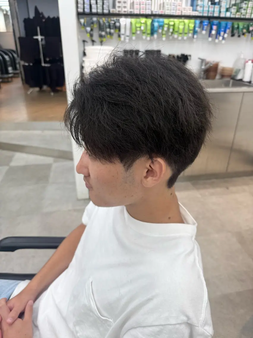 ミディアム カラー パーマ メンズ キッズ 栄💗スパイキー⚡️ ｜パーマ｜haruのヘアスタイル