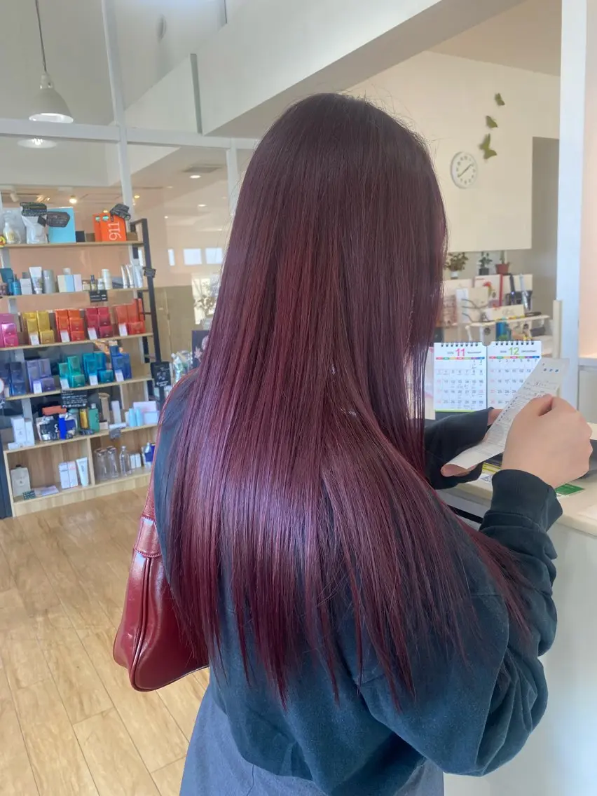 【🉐オススメ✨️】カット+ブリーチ無しカラー+集中トリートメント👩🏻💖シャンプーブロー込み ¥16390→の写真