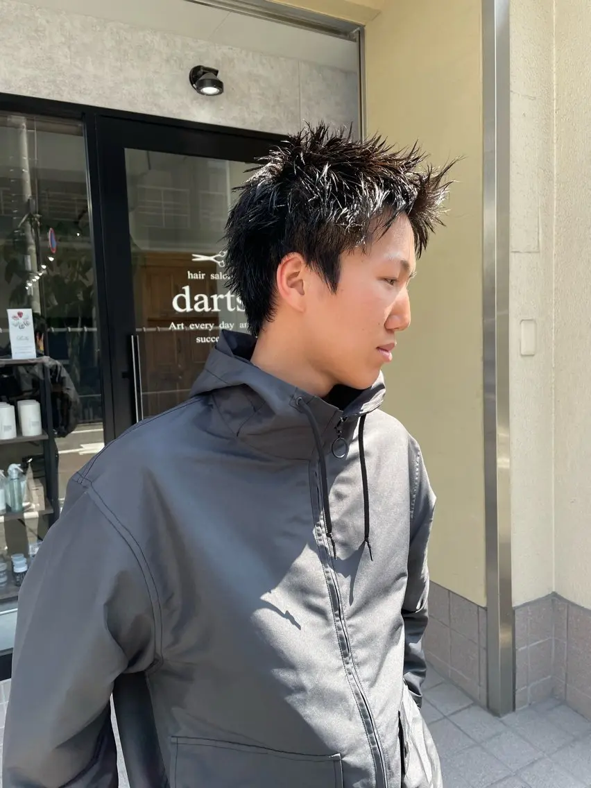 メンズ スパイキーショート マツダ レンのヘアスタイル