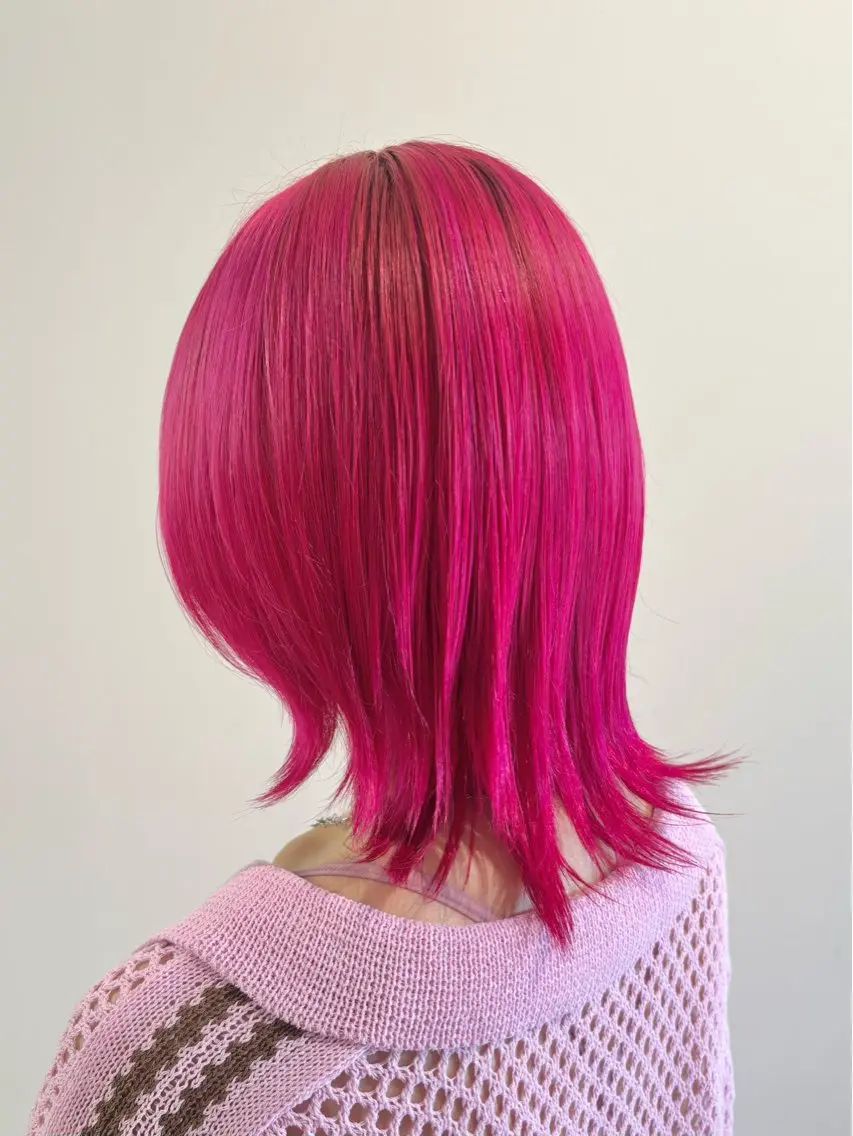 セミロング カラー 古川 琴美のヘアスタイル