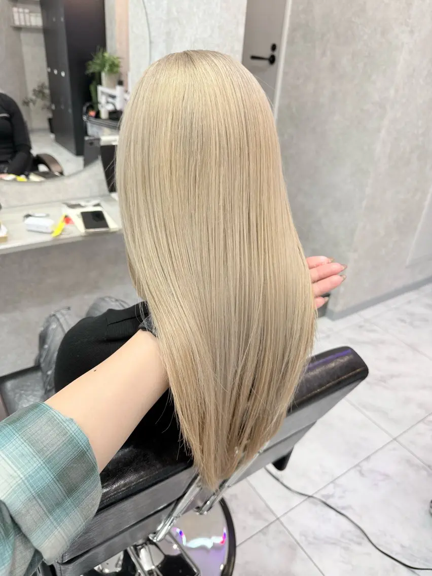 ロング カラー 🌺ハイトーン🌺 矢葺 なぎさ🌺🌺のヘアスタイル
