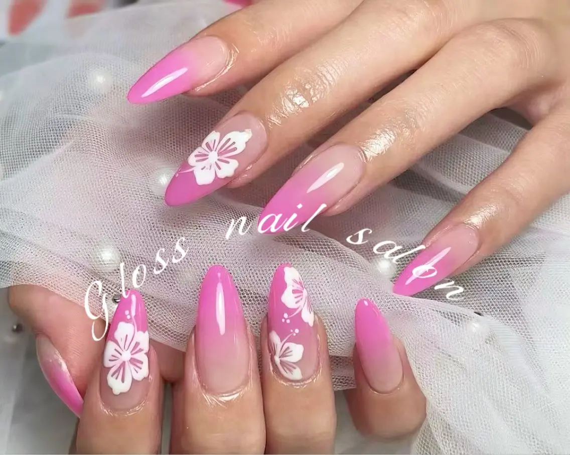 ネイル Yuna✨ Gloss nailのネイルデザイン