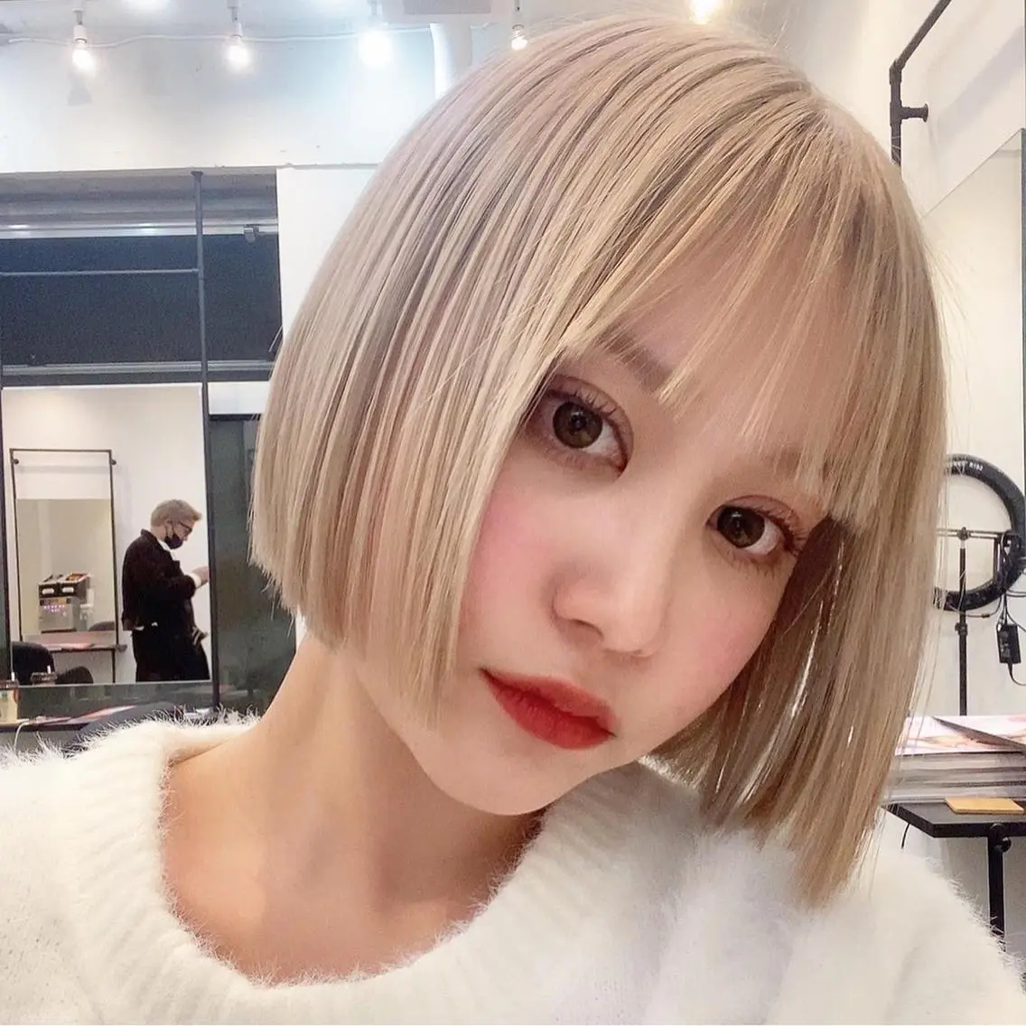 ショート カラー カット ヘアカラー トリートメント 顔まわりレイヤー× 韓国ヘアオタベシンヤのヘアスタイル