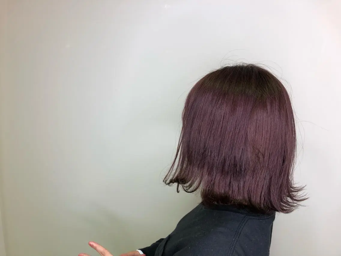 ミディアム カラー ピンクカラー カット ヘアカラー トリートメント ヘアセット 💜髪質改善美髪💜 星野清光のヘアスタイル