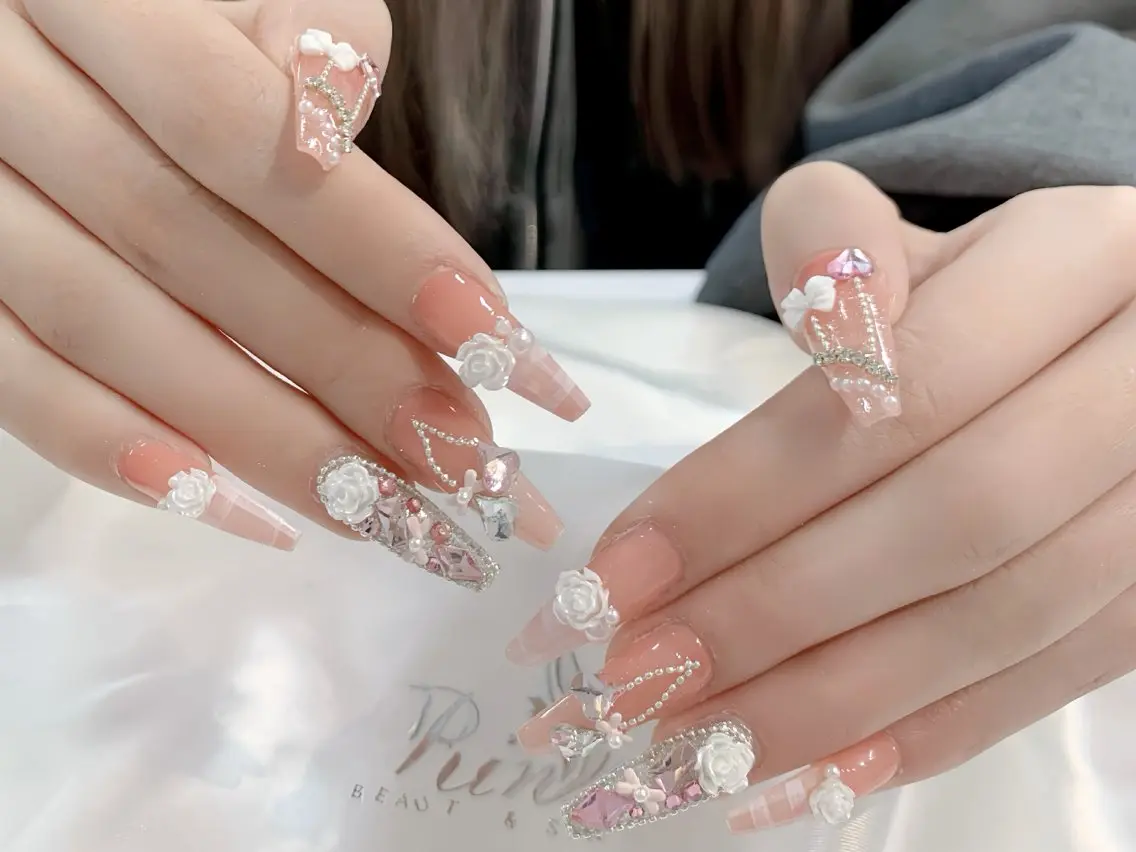 ネイル アートネイル 成人式 ロングネイル ニュアンスネイル スカルプネイル ハンドネイル Rin Nail 新大久保店のネイルデザイン