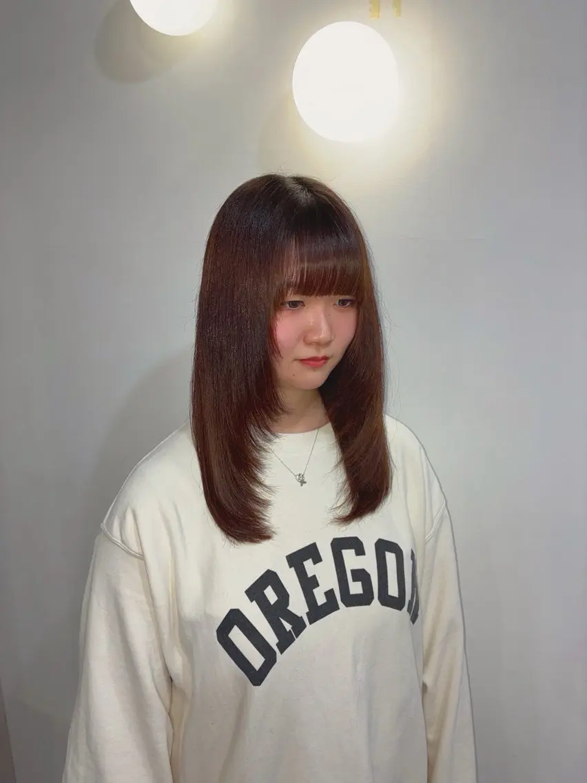 セミロング レイヤーカット ハナダ メイのヘアスタイル