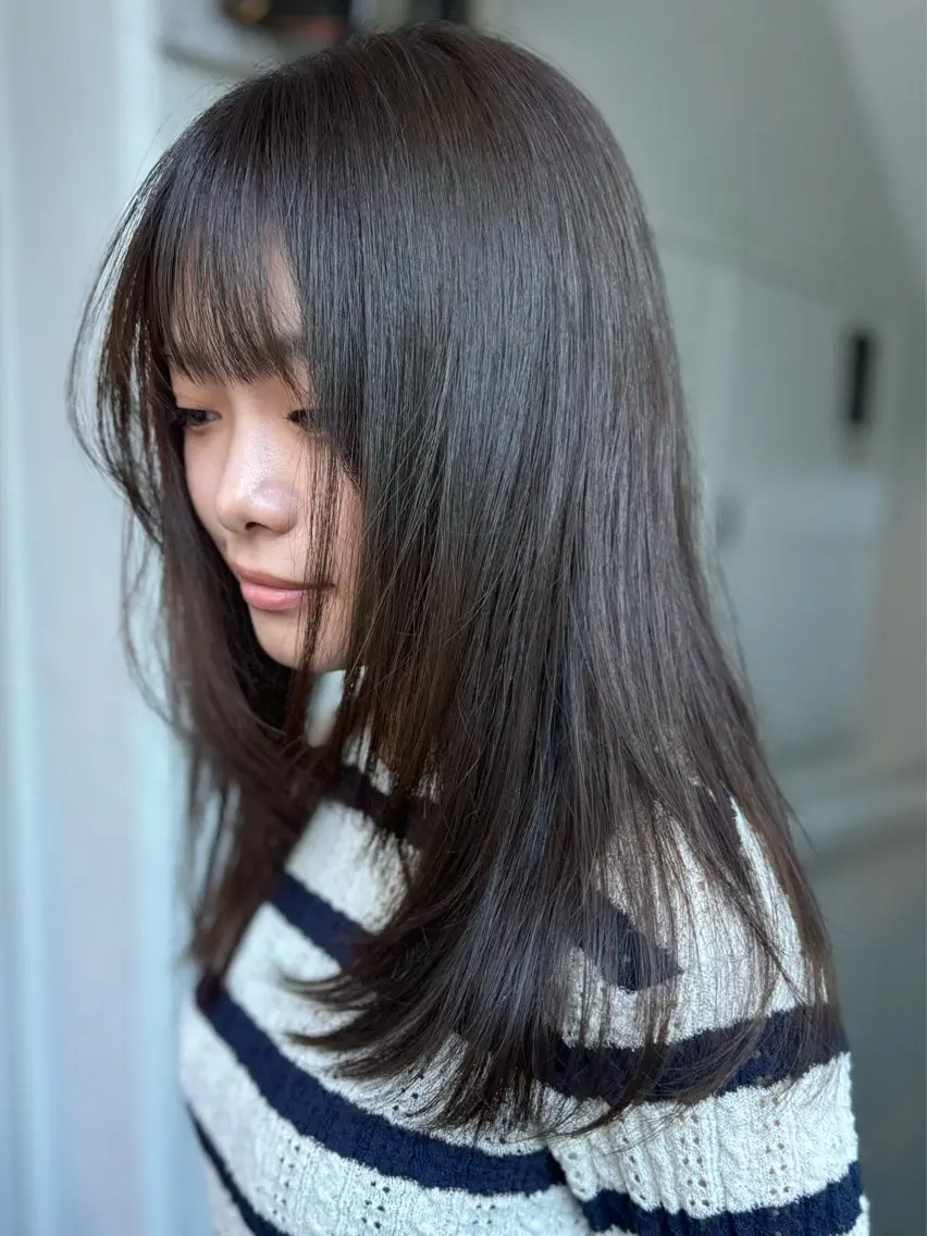 セミロング カラー レイヤーカット 鈴木駿介のヘアスタイル