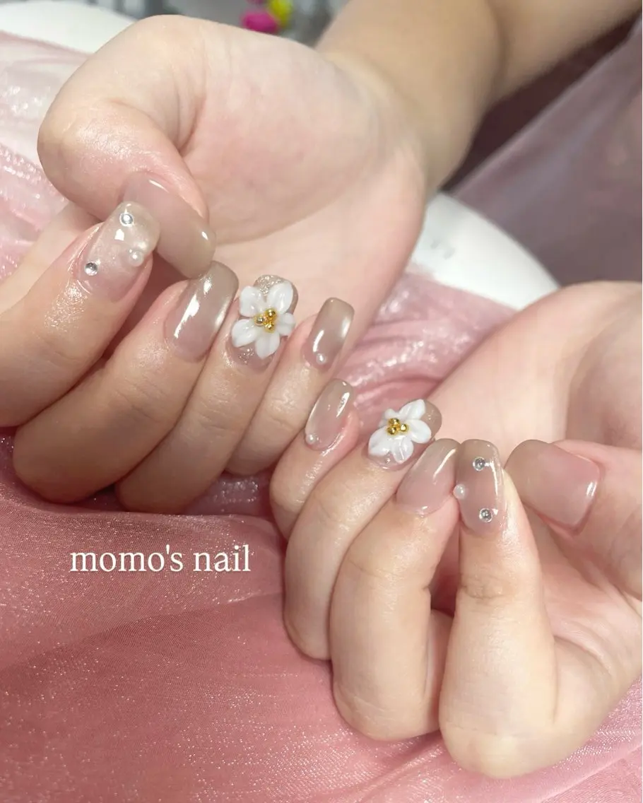 ネイル ハンドネイル momo's nail emiのネイルデザイン