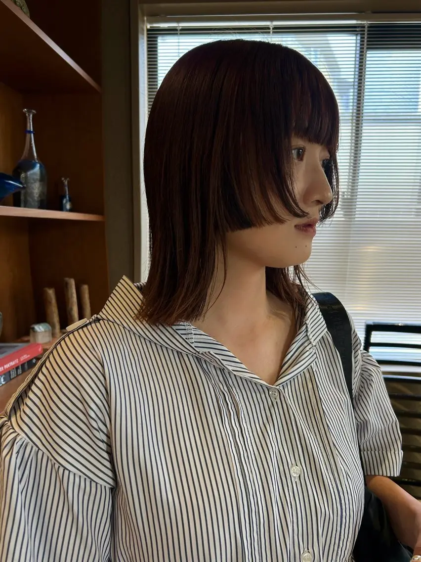 ミディアム niina suzukiのヘアスタイル