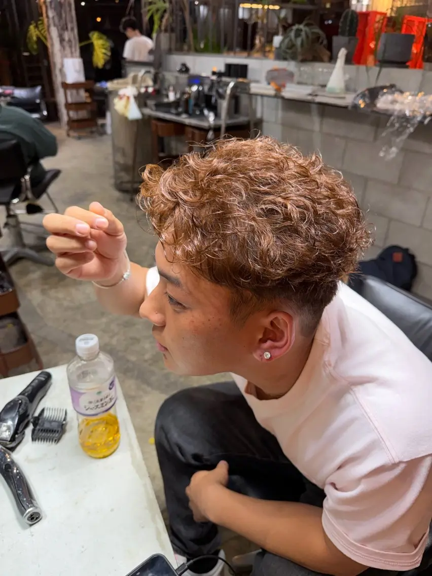 カラー パーマ メンズ メンズパーマ カット ヘアカラー パーマ 都築 愛翔のヘアスタイル