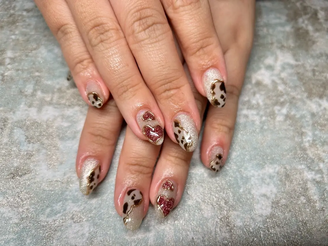ネイル ミラーネイル Lisa’s Salonのネイルデザイン
