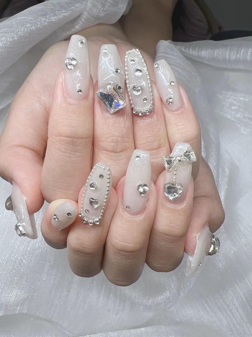 ネイル 長さ出し グラデーション キラキラネイル マグネットネイル ニュアンスネイル Lee Nails チップ長さだし専門店のネイルデザイン