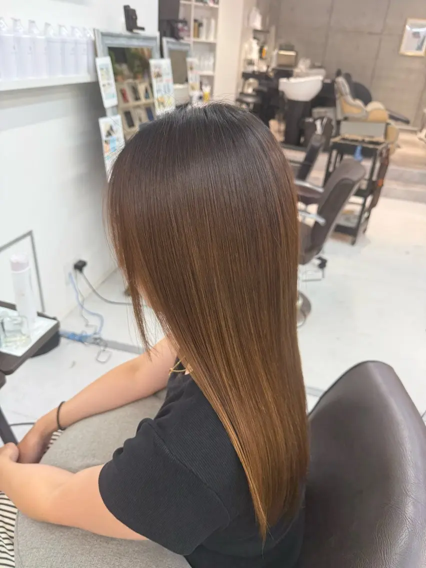 ロング ハイライト 酸性ストレート 縮毛矯正 透明感カラー💫 Katsukiのヘアスタイル