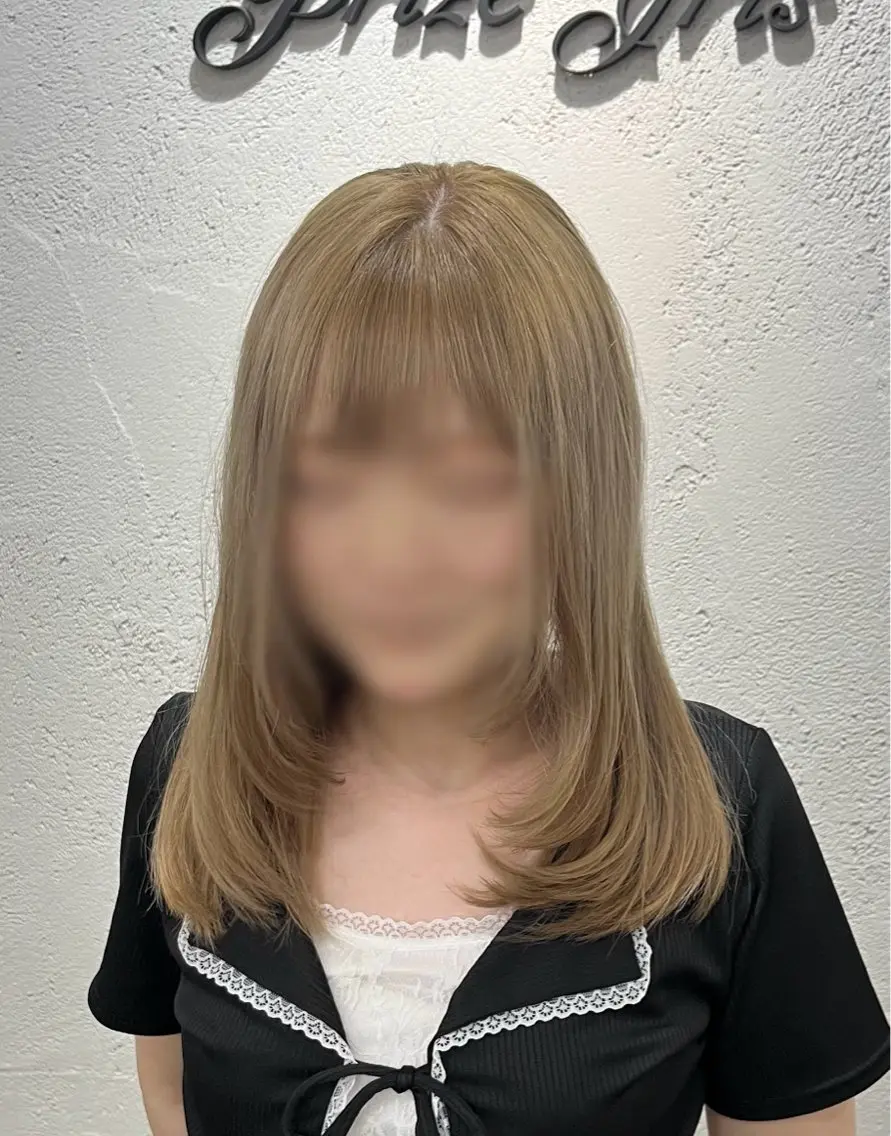 ロング カラー ベージュカラー ブリーチ ヘーゼル レイヤーカット カット ヘアカラー トリートメント ✨ TOMOKO🦋✨のヘアスタイル