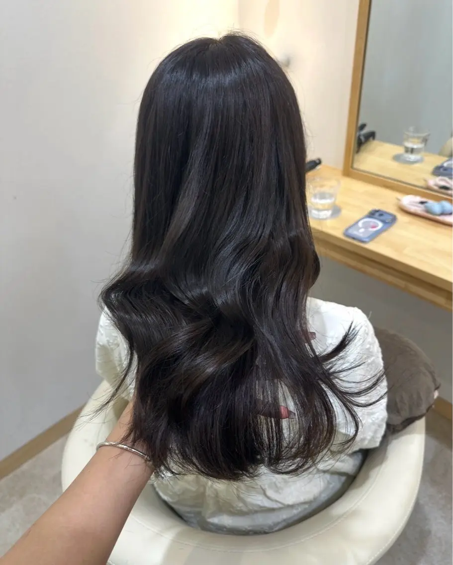 セミロング カラー ヘアカラー トリートメント 淡い暖色・ラベンダー ♡レイヤー🩰ノアのヘアスタイル