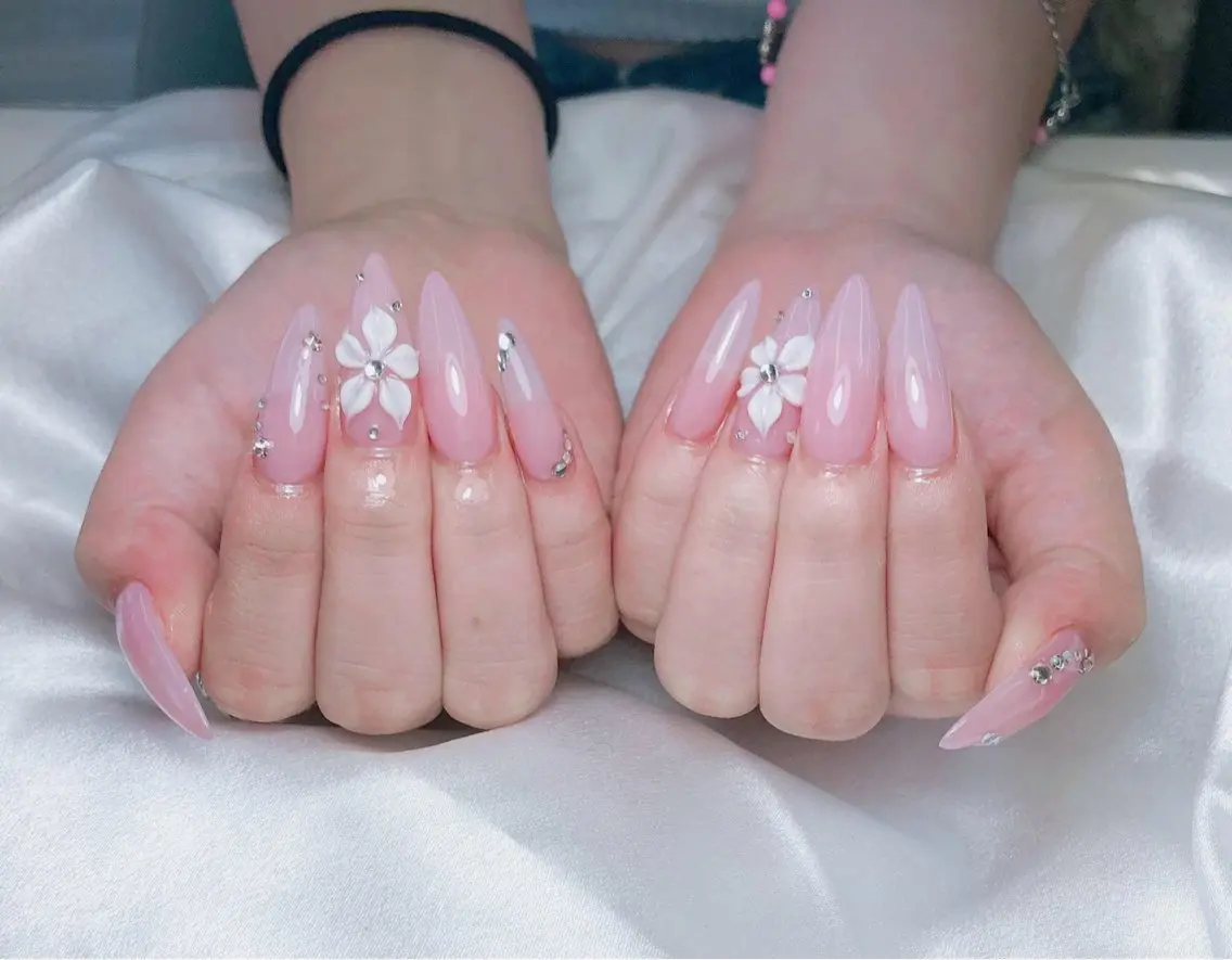 ネイル ハンドネイル King nail Bakiのネイルデザイン