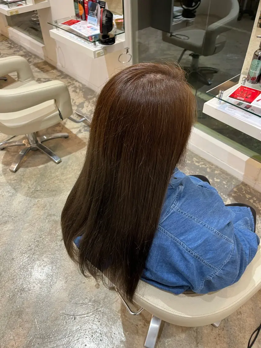 カラー 福島 怜奈のヘアスタイル