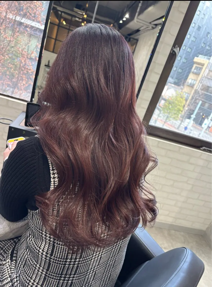 ロング カラー ヘアアレンジ カット ヘアカラー トリートメント kei🤎ベージュ /透明感カラー/博多のヘアスタイル
