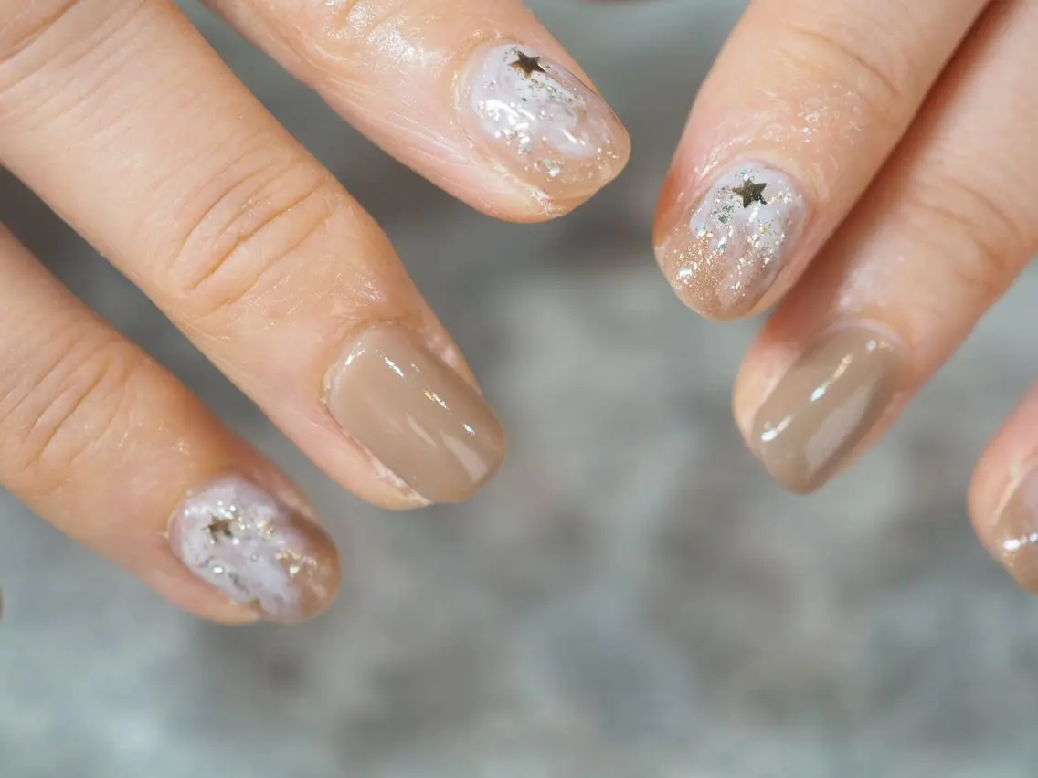 ネイル ハンドネイル glaNje aoiのネイルデザイン
